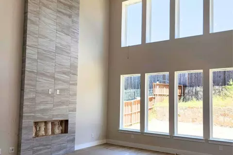 Living - 2016 Grey Birch Pl, Aledo, TX 76008 photo 2 of 5