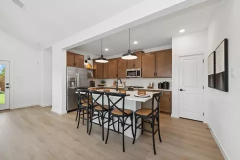 Kitchen - 511 Brookside Dr, Van Alstyne, TX 75495 photo 8 of 9