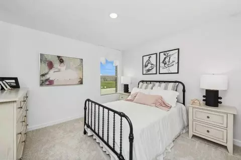 Bedroom - 511 Brookside Dr, Van Alstyne, TX 75495 photo 2 of 4