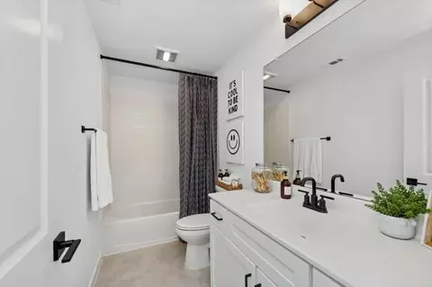 Bath - 511 Brookside Dr, Van Alstyne, TX 75495 photo 7 of 7