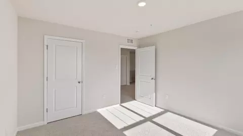 Bedroom - 3705 Devonann Ln, Edgewater, MD 21037 photo 5 of 17