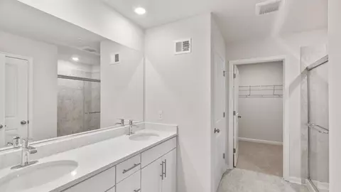 Bath - 3705 Devonann Ln, Edgewater, MD 21037 photo 2 of 8