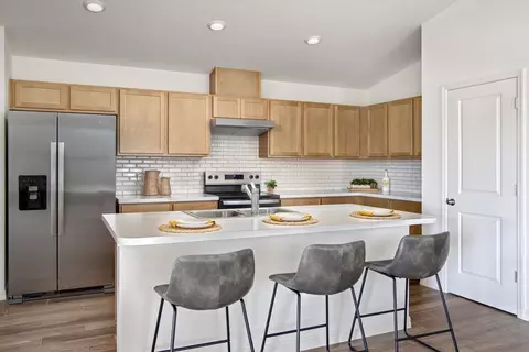 Kitchen - 14764 Robin Ridge Trl, Hudson, FL 34669 photo 1 of 2