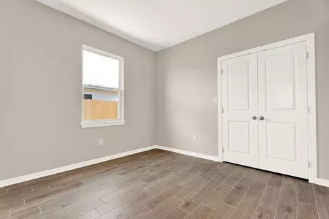 Bedroom - 5421 St Leo Dr, Laredo, TX 78046 photo 2 of 7