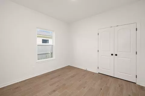 Bedroom - 5421 St Leo Dr, Laredo, TX 78046 photo 2 of 7