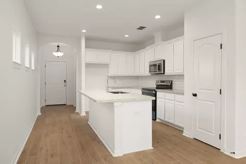 Entry Way - 5421 St Leo Dr, Laredo, TX 78046 photo 1 of 2