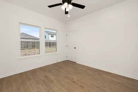 Bedroom - 5421 St Leo Dr, Laredo, TX 78046 photo 1 of 7