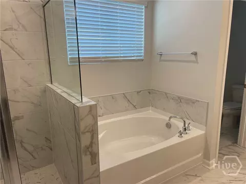 Bath - 153 Como Dr, Pooler, GA 31322 photo 3 of 5