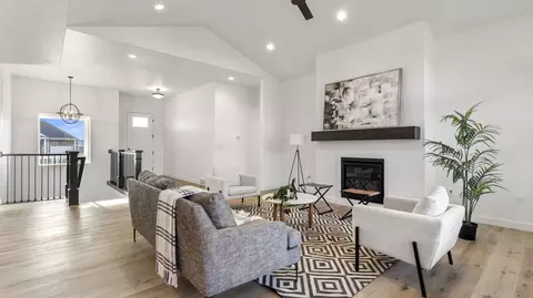 Living - 1740 Combe Rd, Ogden, UT 84403 photo 4 of 4