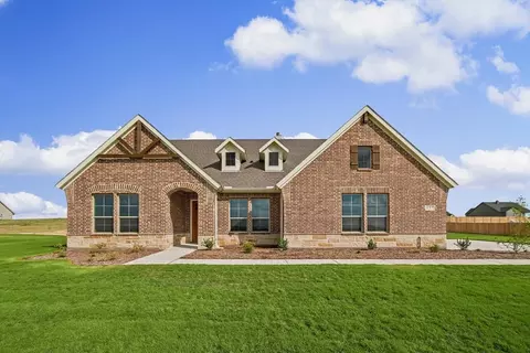 157 Big Sky Rd, Decatur, TX 76234