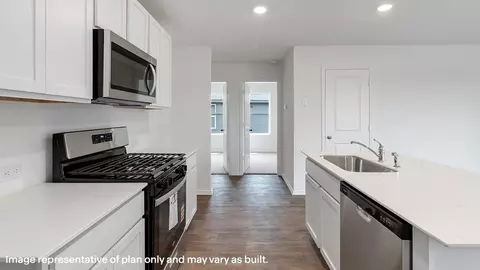 Kitchen - 403 Mission Ct, Bonham, TX 75418 photo 3 of 5