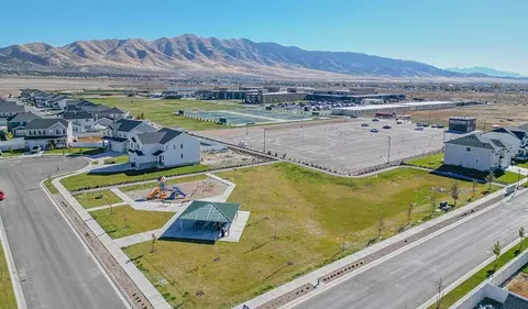 View/Area - 1458 Earhart Ln, Eagle Mountain, UT 84005 photo 8 of 11