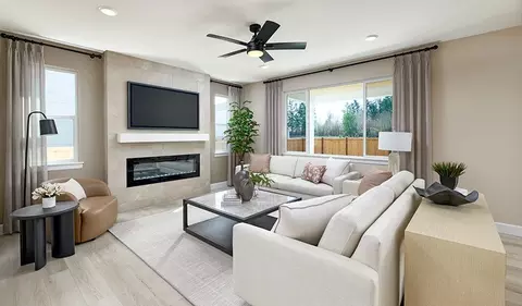 Living - 1458 Earhart Ln, Eagle Mountain, UT 84005 photo 2 of 8