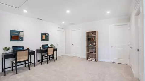 Entry Way - 804 SW 80th Way, Gainesville, FL 32608 photo 3 of 4