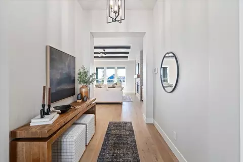 Entry Way - N Mcleod Way, Eagle, ID 83714 photo 1 of 2