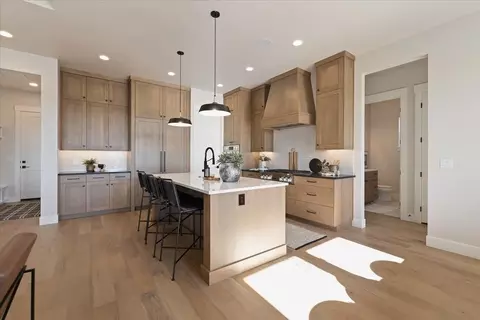 Kitchen - N Mcleod Way, Eagle, ID 83714 photo 3 of 5