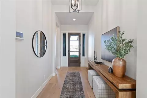 Entry Way - N Mcleod Way, Eagle, ID 83714 photo 2 of 2