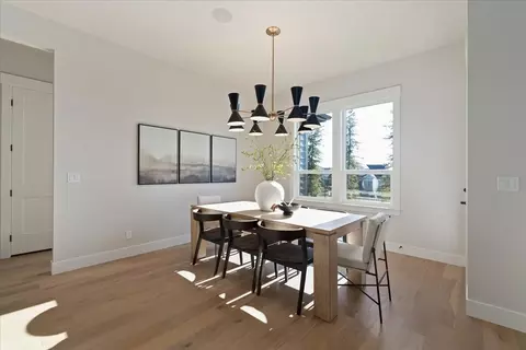 Dining - N Mcleod Way, Eagle, ID 83714 photo 1 of 1