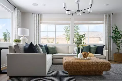 Living - 26111 Pepper Tree Ridge Rd, Temescal Valley, CA 92883 photo 3 of 6
