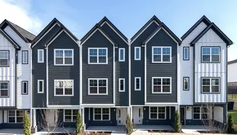 700 N Dupont Ave #107, Madison, TN 37115