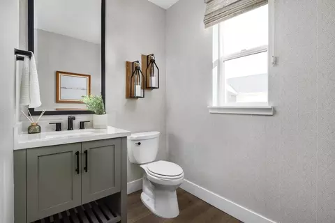 Bath - 1700 Margaret Way, Dublin, CA 94568 photo 5 of 5