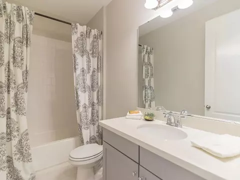 Bath - 1168 Bluewater Ln, Rockledge, FL 32955 photo 2 of 3