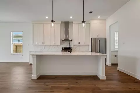 Kitchen - 1908 Greenbrier Ct, Rosenberg, TX 77471 photo 1 of 2