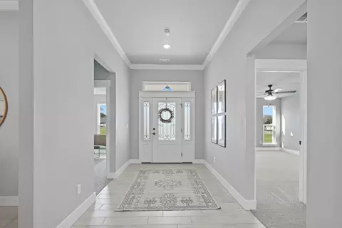 Entry Way - 101 W Seminole St, Strafford, MO 65757 photo 2 of 3