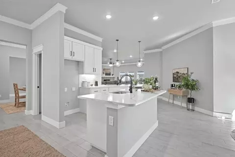 Kitchen - 101 W Seminole St, Strafford, MO 65757 photo 8 of 16
