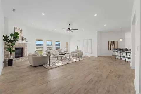 Other - 101 W Seminole St, Strafford, MO 65757 photo 10 of 54