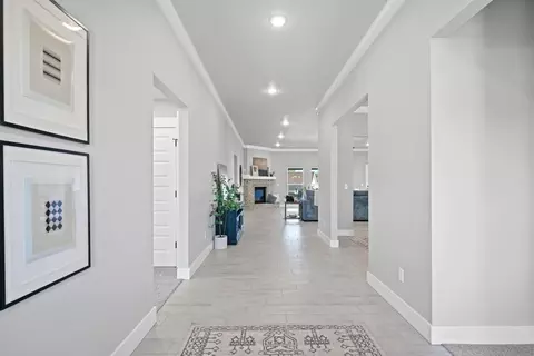 Entry Way - 101 W Seminole St, Strafford, MO 65757 photo 3 of 3