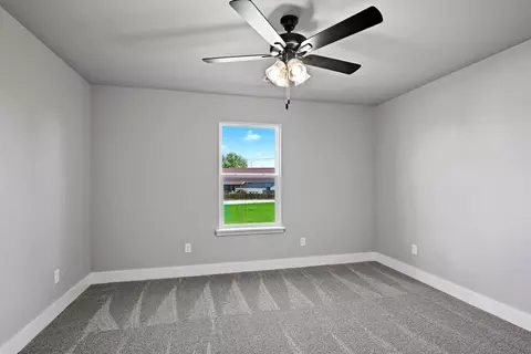 Bedroom - 101 W Seminole St, Strafford, MO 65757 photo 1 of 8