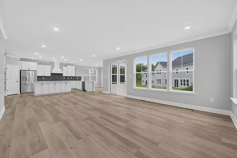 Living - 14033 Rolling Pasture Rd, Boyds, MD 20841 photo 2 of 4