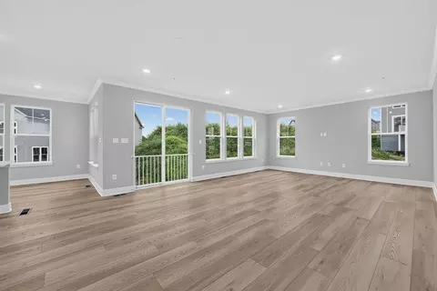 Living - 14033 Rolling Pasture Rd, Boyds, MD 20841 photo 4 of 4