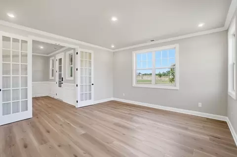 Living - 2609 Mabel Ln, Monroe, NC 28110 photo 6 of 7