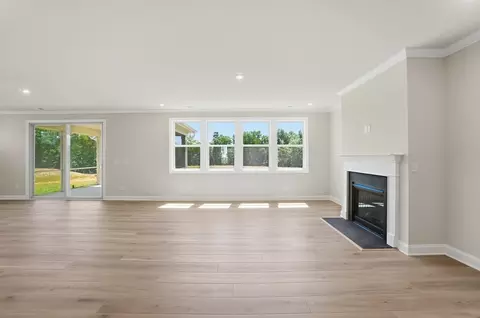 Living - 2609 Mabel Ln, Monroe, NC 28110 photo 4 of 7