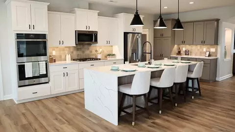 1032 NW Creekside Dr, Waukee, IA 50263