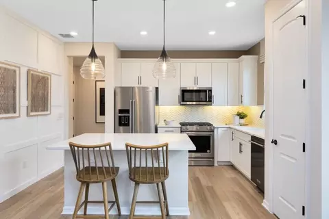 Kitchen - 5064 Gardenrow Dr, Saint Cloud, FL 34772 photo 1 of 9