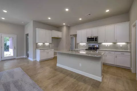 Kitchen - 25490 84th St, Lenexa, KS 66227 photo 8 of 8