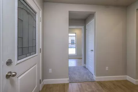 Entry Way - 25490 84th St, Lenexa, KS 66227 photo 5 of 6