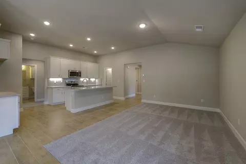 Living - 25490 84th St, Lenexa, KS 66227 photo 3 of 7