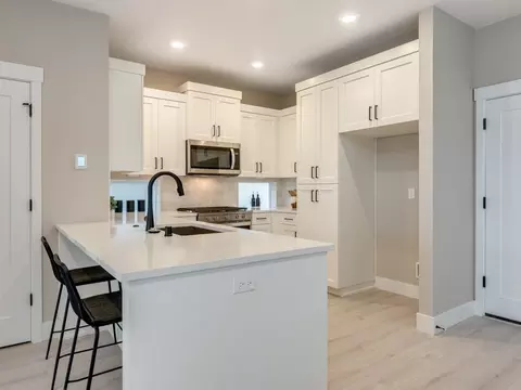 Kitchen - 1318 E Luna St, Newberg, OR 97132 photo 1 of 1