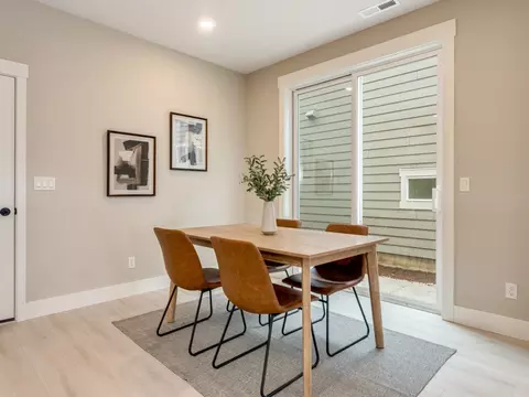 Dining - 1318 E Luna St, Newberg, OR 97132 photo 1 of 1