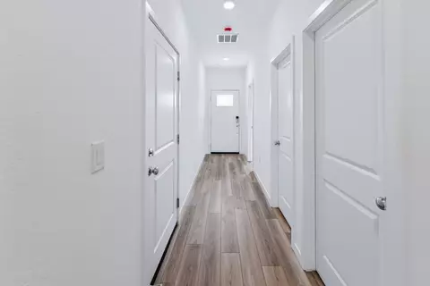Entry Way - 283 Nadine St, Merced, CA 95341 photo 1 of 1