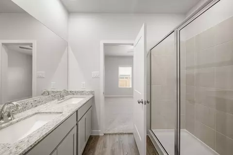 Bath - 4418 Albritton Ave, Bryan, TX 77845 photo 1 of 4