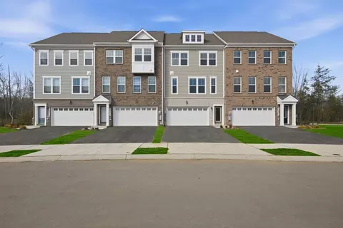 2517 Karlstad Pl, Waldorf, MD 20603