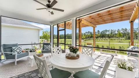 Exterior - 75725 Lily Pond Ct, Yulee, FL 32097 photo 3 of 7