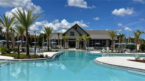 Exterior - 75725 Lily Pond Ct, Yulee, FL 32097 photo 3 of 4