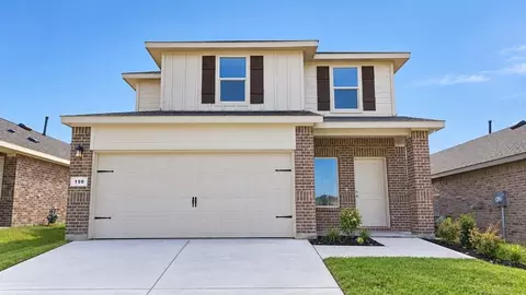 150 Davis Ln, Newark, TX 76071