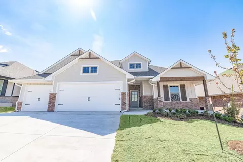 12449 SW 30th St, Yukon, OK 73099